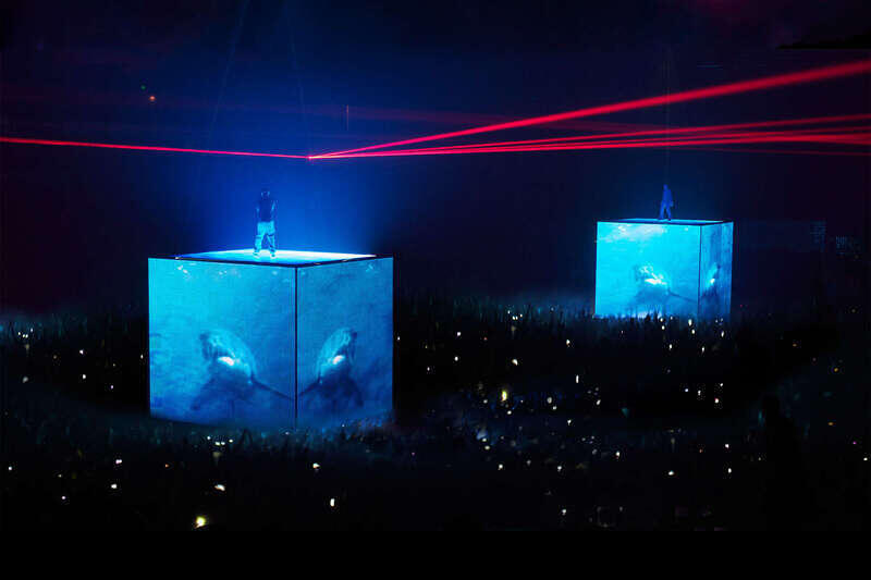 Kanye West & Jay Z - WTT
